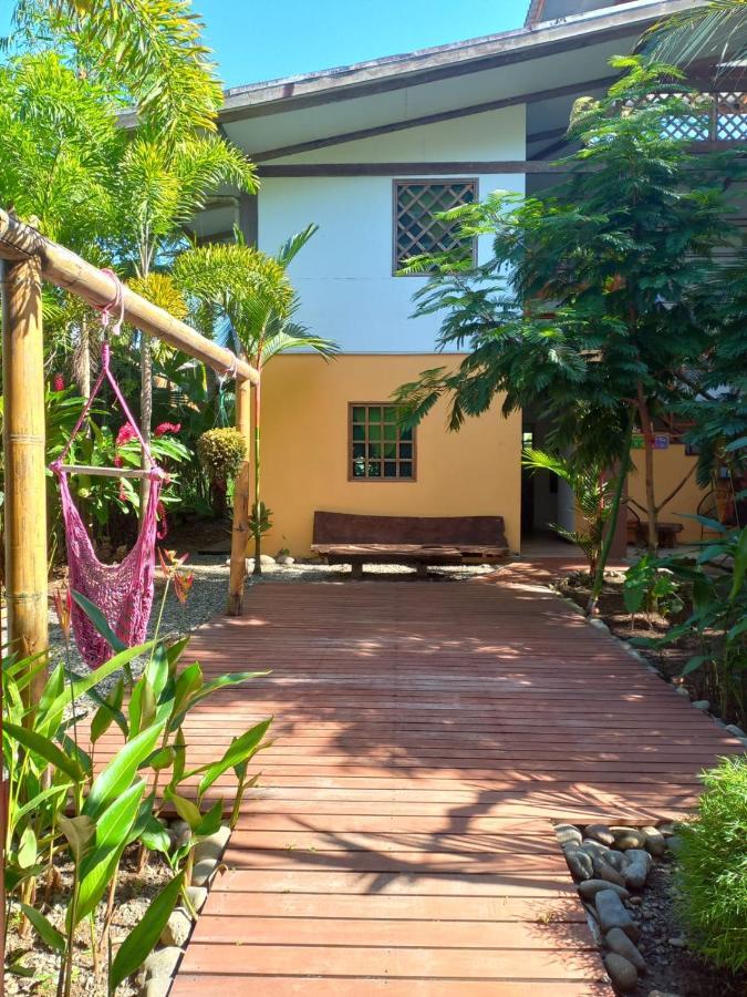 Pagalu Hostel Puerto Viejo de Talamanca Exterior photo